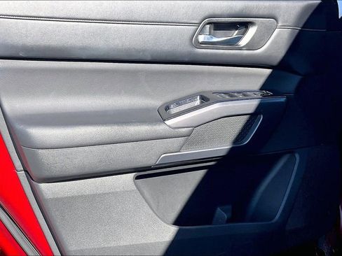 Used 2023 Nissan Pathfinder SL w/ SL Premium Package image 20