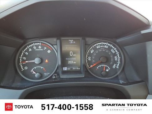 Used 2022 Toyota Tacoma SR image 18
