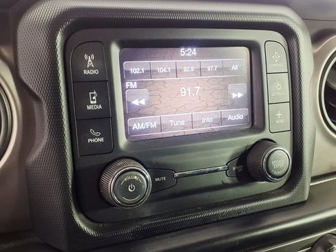 Used 2020 Jeep Wrangler Unlimited Sport S image 23