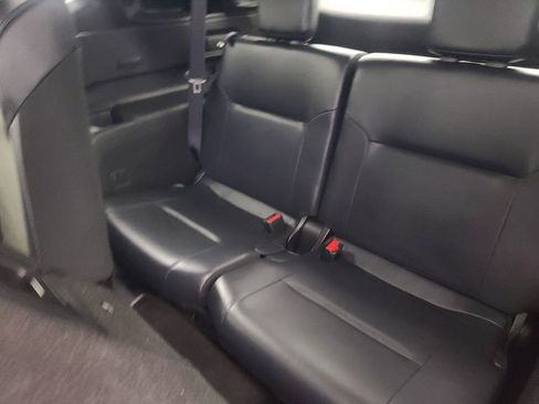 Used 2025 Mitsubishi Outlander SE image 22