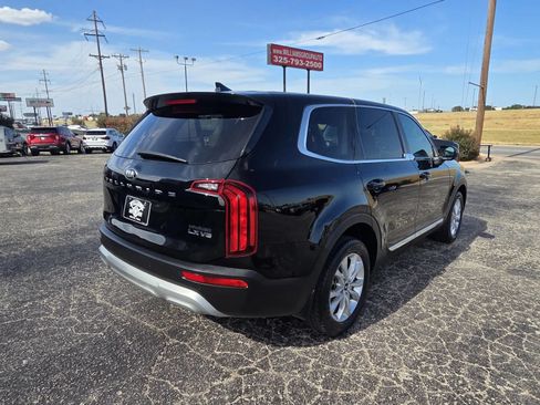 Used 2021 Kia Telluride LX FWD image 7