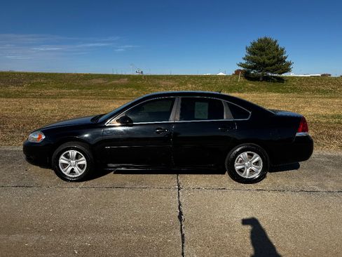 Used 2014 Chevrolet Impala Limited LS image 8