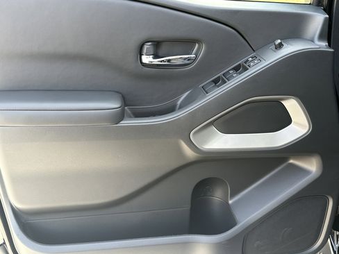 New 2026 Nissan Frontier SV w/ SV Convenience Package image 10