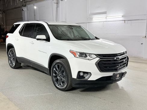 Used 2020 Chevrolet Traverse RS FWD image 3