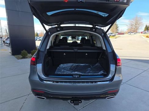 Used 2026 Mercedes-Benz GLS 450 4MATIC image 5