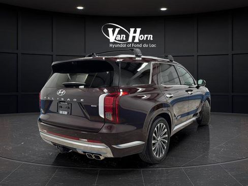 Used 2025 Hyundai Palisade Calligraphy image 8