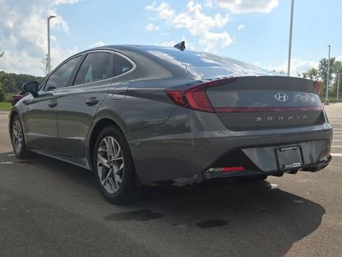 Used 2021 Hyundai Sonata SEL w/ Convenience Package FWD image 11