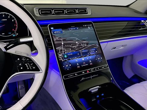 Certified 2023 Mercedes-Benz Maybach S 580 4MATIC image 7