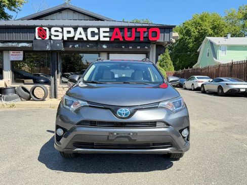 Used 2017 Toyota RAV4 XLE w/ All Weather Liner Package AWD/4WD image 2