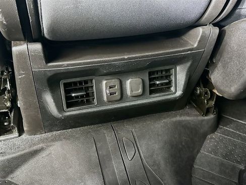 Used 2019 Chevrolet Silverado 1500 RST image 28