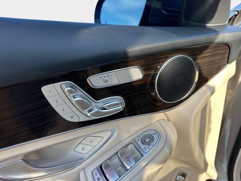 Certified 2022 Mercedes-Benz GLC 300 300 image 17