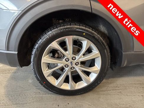 Used 2021 Ford Explorer Platinum w/ Equipment Group 601A image 9