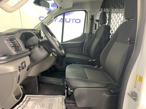 Used 2025 Ford Transit 250 Low Roof w/ Exterior Upgrade Package RWD image 15