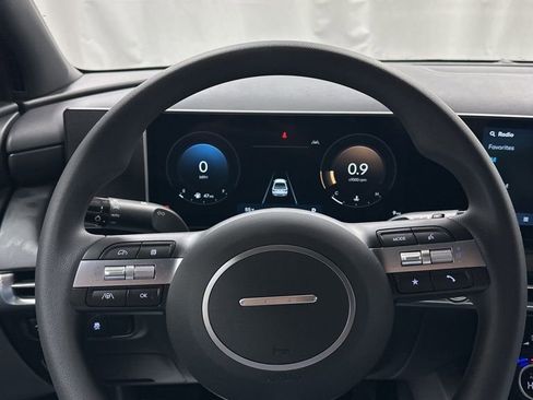 Certified 2025 Hyundai Santa Cruz SEL image 9