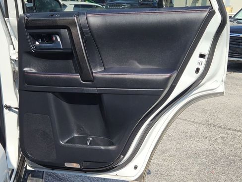 Used 2024 Toyota 4Runner TRD Off-Road image 28