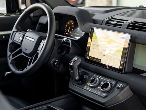 Used 2023 Land Rover Defender 110 75th Limited Edition image 30