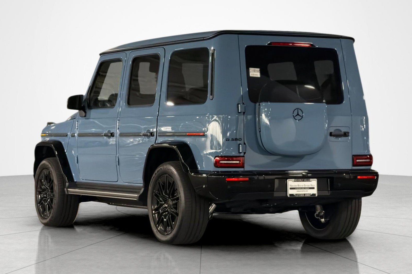 New 2027 Mercedes-Benz G 580 e image 3
