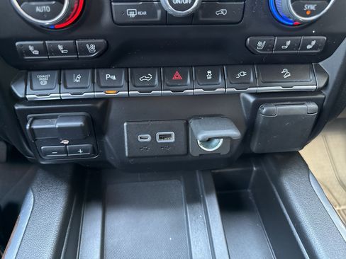 Used 2022 Chevrolet Silverado 3500 High Country w/ Z71 Off-Road Package image 27