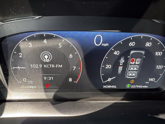 Used 2025 Honda Pilot Black Edition image 25
