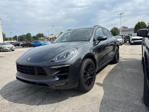 Used 2017 Porsche Macan GTS AWD/4WD image 2
