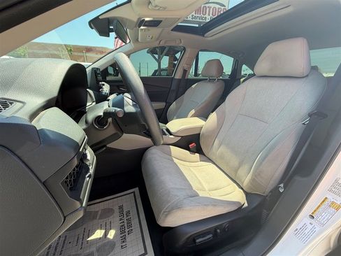 Used 2023 Honda Accord EX image 11
