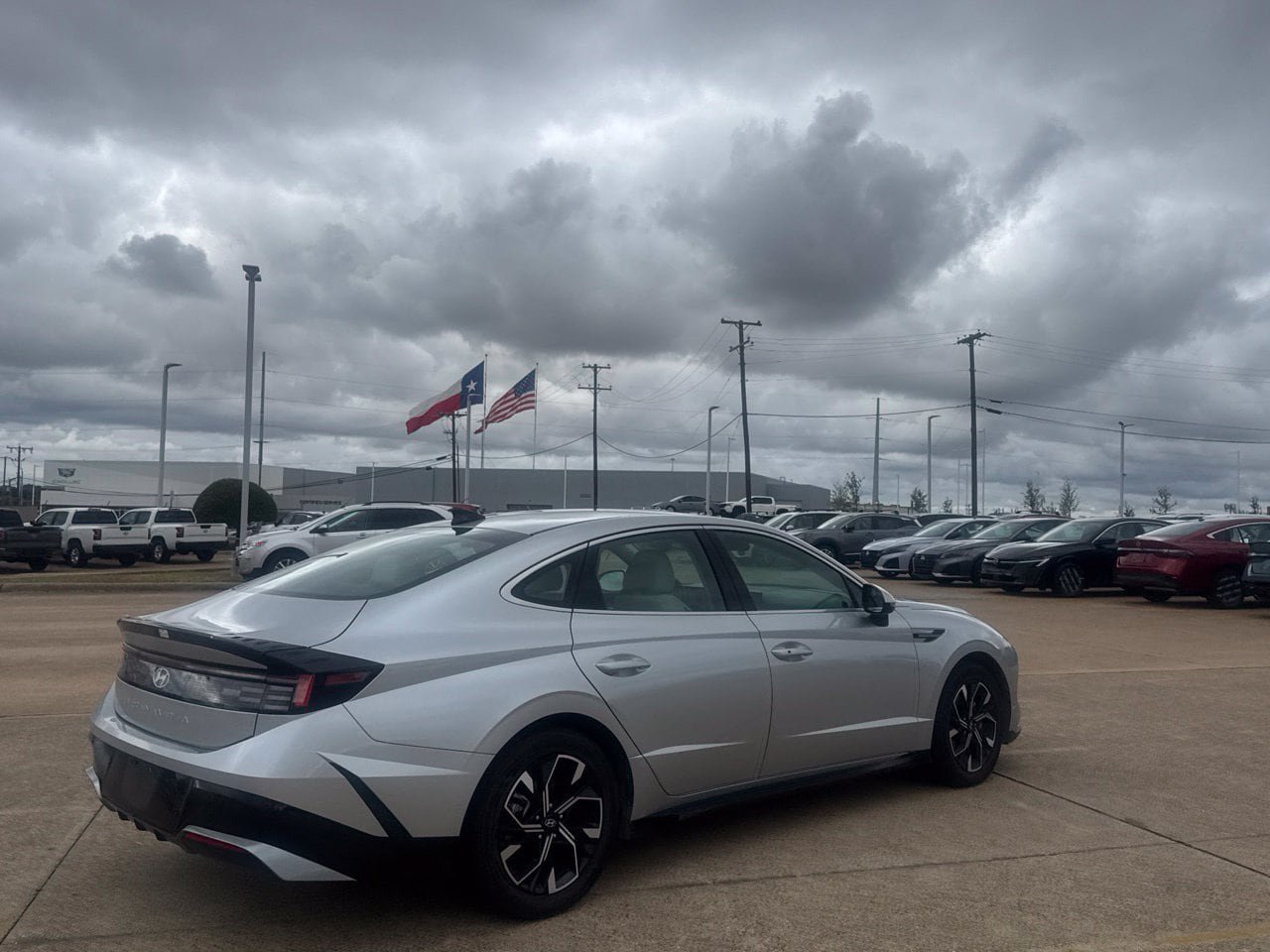Used 2025 Hyundai Sonata SEL FWD image 23