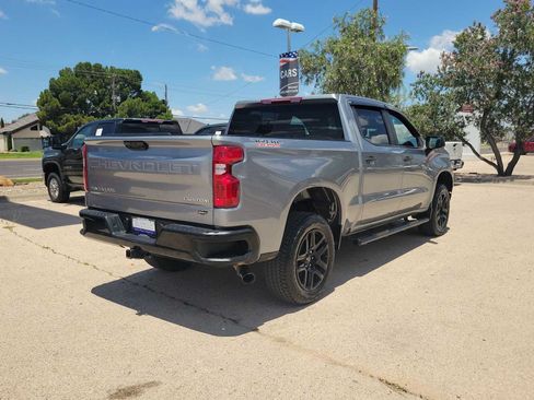Used 2025 Chevrolet Silverado 1500 Custom Trail Boss w/ LPO, Dark Essentials Package AWD/4WD image 8