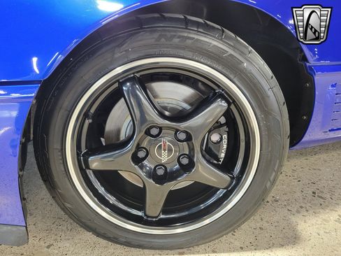 Used 1996 Chevrolet Corvette Coupe image 8