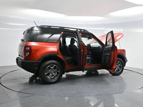 Used 2023 Ford Bronco Sport Badlands AWD/4WD image 4