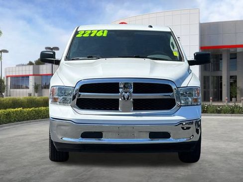 Used 2019 RAM 1500 Classic SLT AWD/4WD image 10