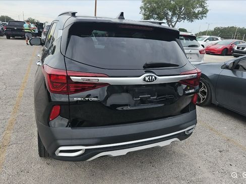 Used 2021 Kia Seltos SX AWD/4WD image 4