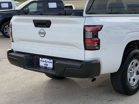 Used 2024 Nissan Frontier S w/ S Utility Package image 8
