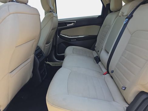 Used 2015 Ford Edge SEL FWD image 13