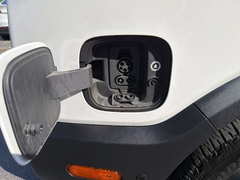 Used 2024 Rivian Delivery 500 FWD image 21