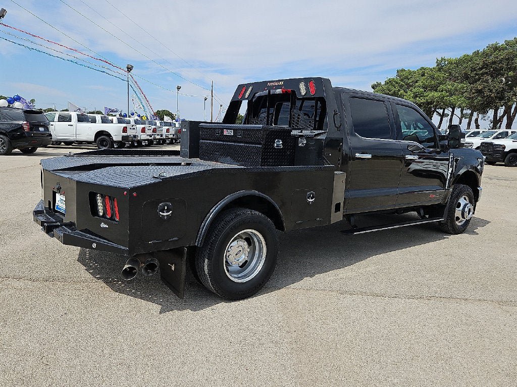 Used 2024 Ford F350 Lariat w/ Lariat Ultimate Package AWD/4WD image 8