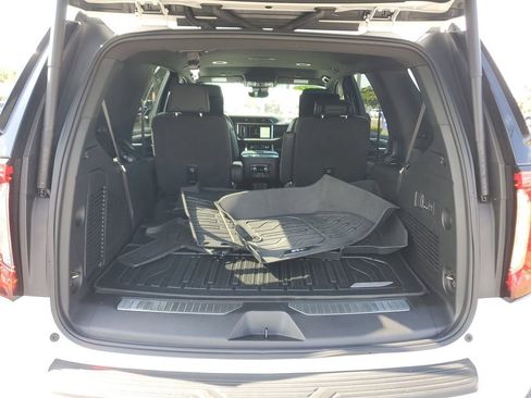 Used 2024 GMC Yukon Denali w/ Advanced Technology Package image 15