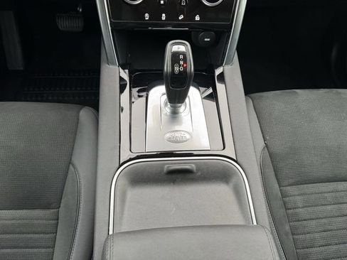 Used 2020 Land Rover Discovery Sport S image 15