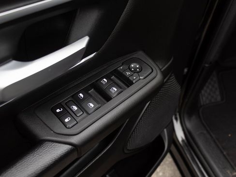 Used 2025 RAM 1500 Big Horn image 17