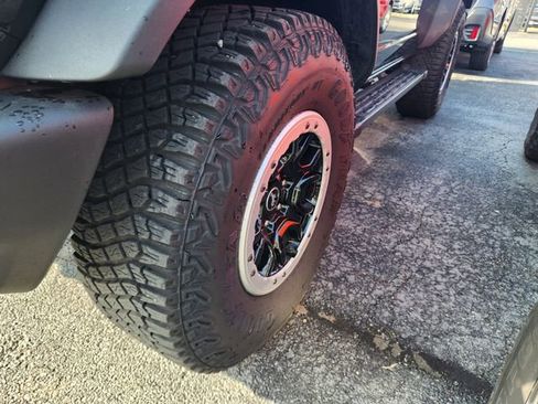 Used 2023 Ford Bronco Outer Banks w/ Sasquatch Package image 24