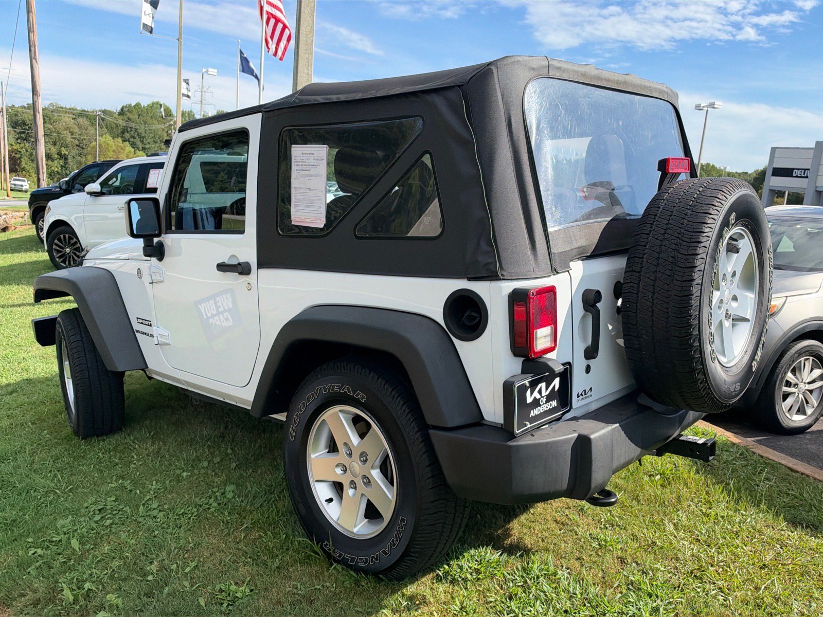 Used 2015 Jeep Wrangler Sport w/ Quick Order Package 24S AWD/4WD image 5