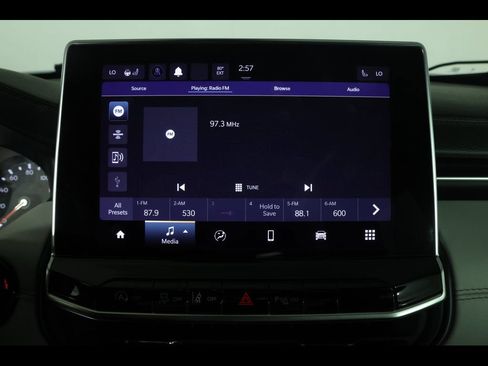 Certified 2023 Jeep Compass Limited AWD/4WD image 25