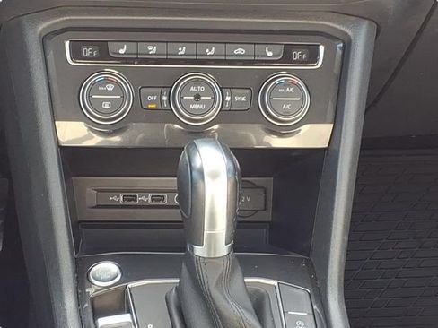 Used 2018 Volkswagen Tiguan S AWD/4WD image 14