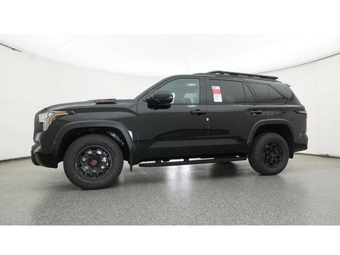Used 2025 Toyota Sequoia TRD Pro AWD/4WD image 24