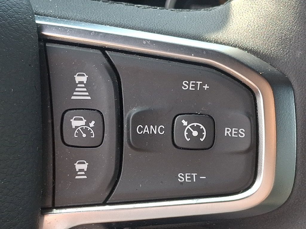 Used 2025 RAM 1500 Big Horn AWD/4WD image 26