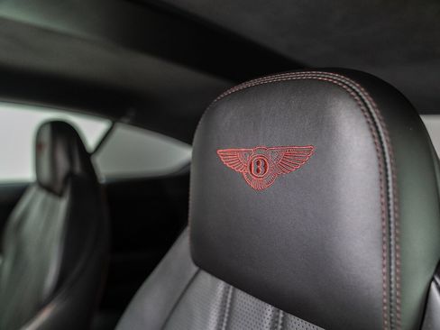 Used 2015 Bentley Continental GT image 35