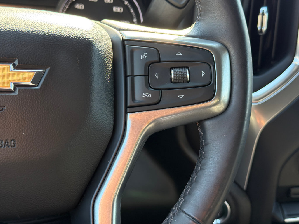 Used 2022 Chevrolet Silverado 1500 LT AWD/4WD image 21