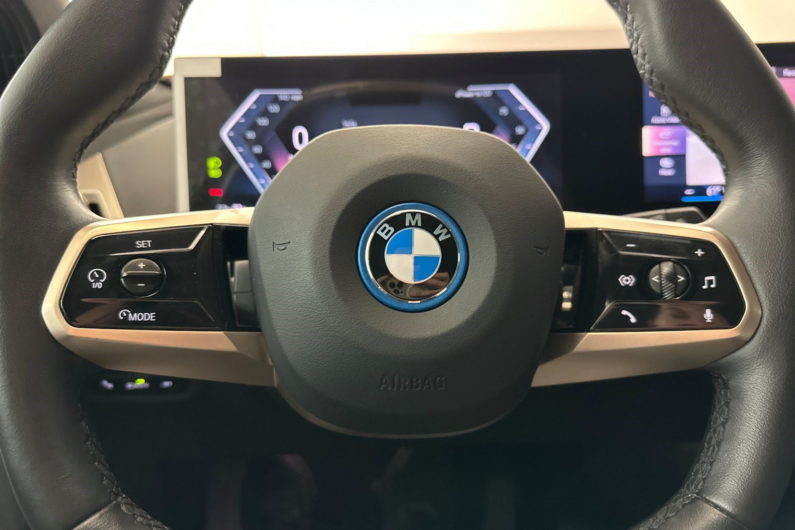 Certified 2024 BMW iX xDrive50 w/ Convenience Package AWD/4WD image 10