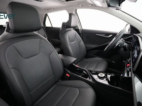 Used 2023 Kia Niro Wave w/ Wave Preserve Package image 8