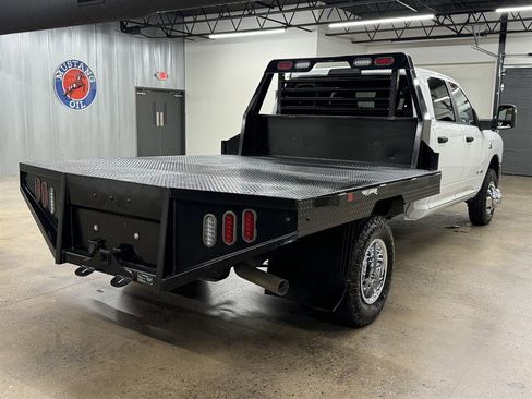 Used 2024 RAM 3500 SLT w/ Quick Order Package 2YG SLT AWD/4WD image 15