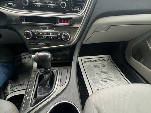 Used 2014 Kia Optima LX image 29